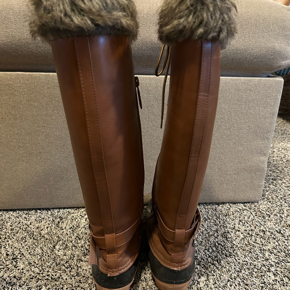 Brown and Black Women's Lace-Up Boots - Picture 5 of 6